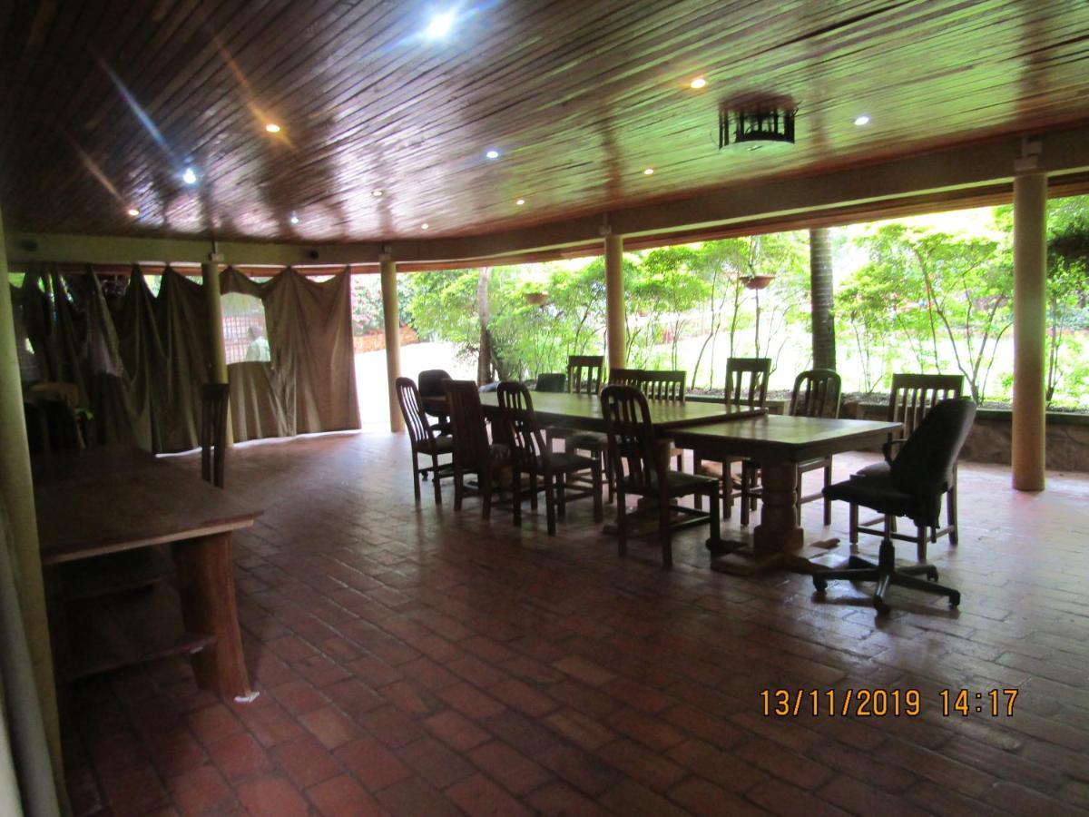 Bed and Breakfast Hospitality Connect Kampala Exterior foto